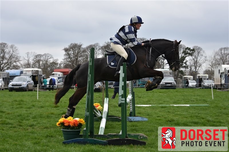 2019-3-23-122028-AVS_7112